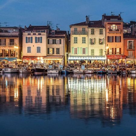 Апартаменти Les Barques, Vue Splendide Sur Le Port De Кассі Екстер'єр фото